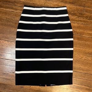 Banana Republic Pencil skirt